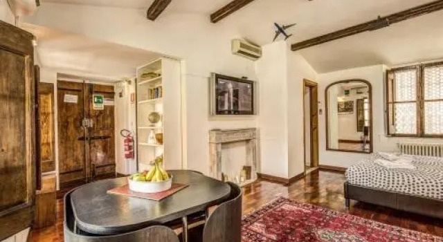 Apartment Via del Garofano, Забронировать Апартаменты/квартира Рионе Монти Рим, рядом с Piazza della Madonna dei Monti