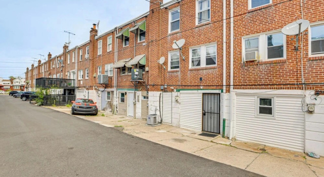 6 Mi to Stadiums! Walkable Philly Gem w/ Patio, Buchen Sie Ferienwohnung Philadelphia Philadelphia und Umgebung