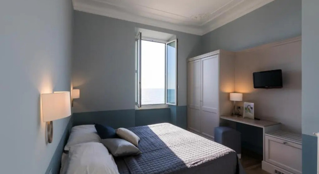 Номер Comfort Hotel Eden Alaxi Hotels