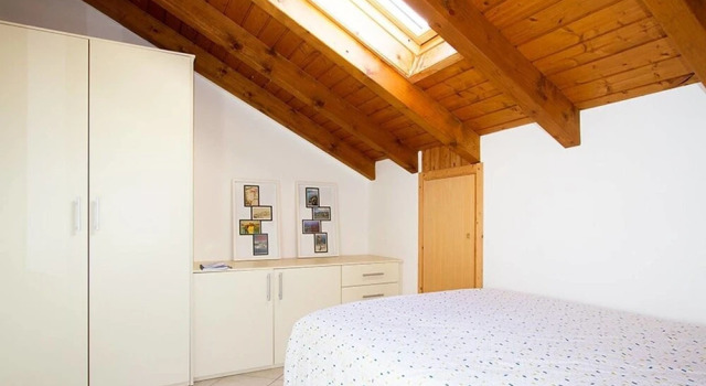 2 Bedroom Apartment near Stresa, Short Walk to Lakeside, Lake Views, Забронировать Апартаменты/квартира Отели Пьемонта с парковкой, Парковка