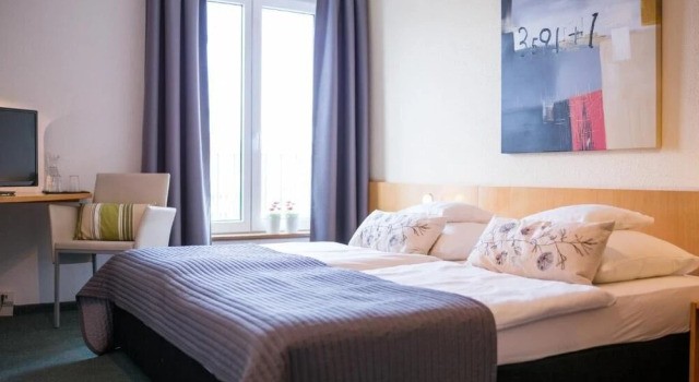 Hotel Restaurant Am Kellhof, Buchen Sie Hotel Hilzingen Baden-Württemberg