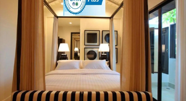 Номер Standard 99 The Gallery Hotel