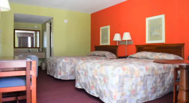 Четырёхместный номер Standard Liberty Inn