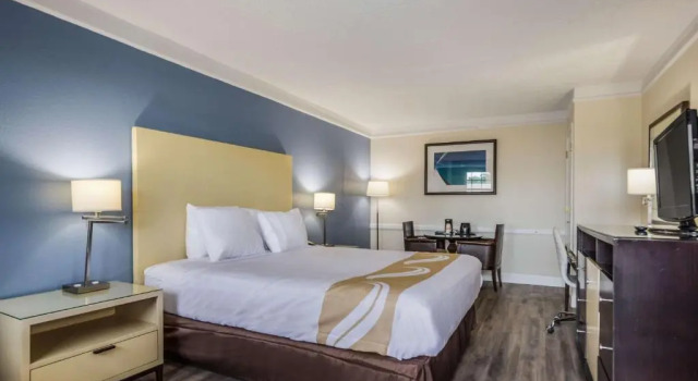 Номер Standard Quality Inn Hampton - Newport News