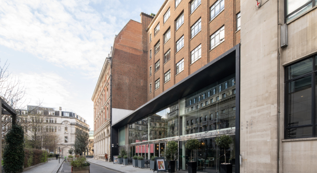 Apex City of London Hotel