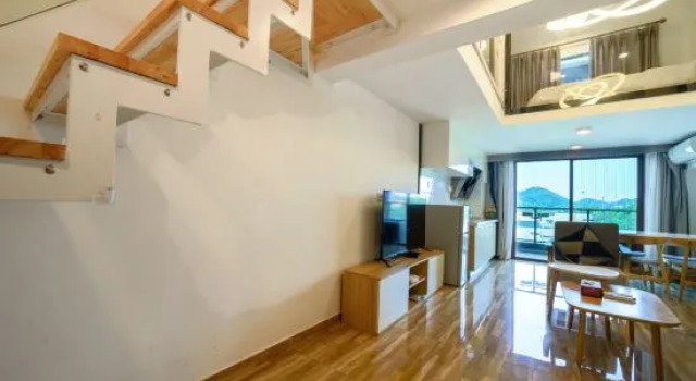 Люкс Economy Hong Mingju Hot Spring Resort Hotel (Jin Yezi Branch)
