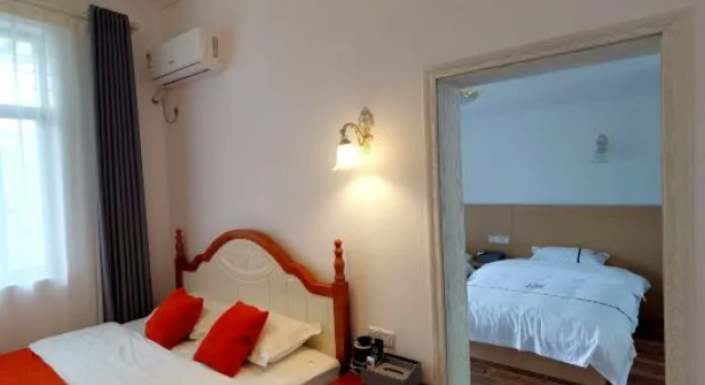 Люкс Deluxe Liangqi Mountain Villa Inn