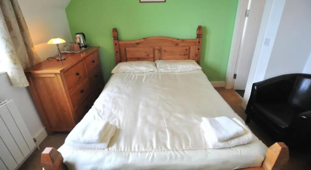 Beinn Edra House B&B, Забронировать Отель «постель и завтрак» Отели Острова Ская с парковкой, Парковка