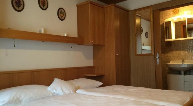 Gästehaus Franz Stissen, Rezerwuj Hotel Hotele w Karyntia z parkingiem, Parking
