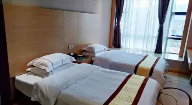 Семейный люкс Deluxe Santai Business Hotel