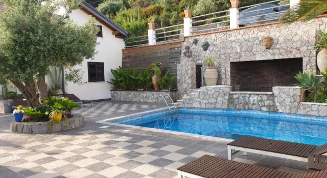 Апартаменты Villa Antheus