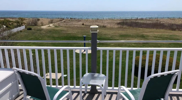 Номер Deluxe The Seaside Inn