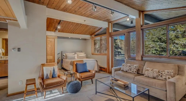 Laurelwood Condominiums Studio Premier Unit 114, Buchen Sie Hotel Hotels in Aspen-Snowmass mit Parkplatz, Parkplätze