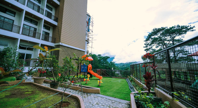 Breezy Point Baguio -Summer Pines Residences, Забронировать Отель Багио 