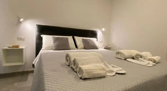 InVilla Bed&Breakfast - Quality Rooms, Забронировать Отель Бизнес-отели Кастеллабате, 4* 5*
