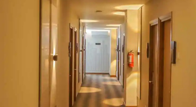 Front One King Hotel Tuban, Book Hotel 3-Star Hotels in East Java, 3*