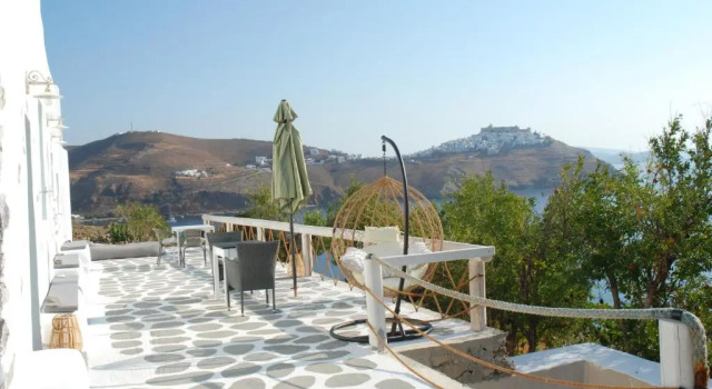 Коттедж Siesta Villas Cycladic Elegance with Castle View