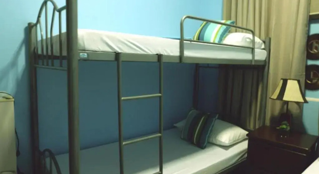 Кровать в общем номере The Stopover Hostel - Mactan