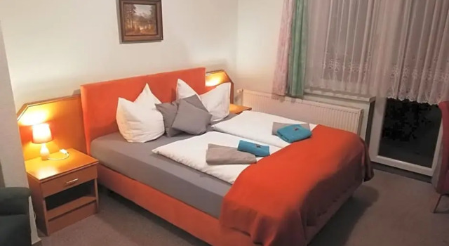 Номер Standard с балконом Landhotel Waldschlößchen mit Gaststube