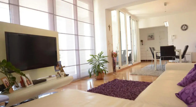 Base Bridge Apartment, Забронировать Апартаменты/квартира Отели Задар с парковкой, рядом с Пляж Коловаре, Парковка