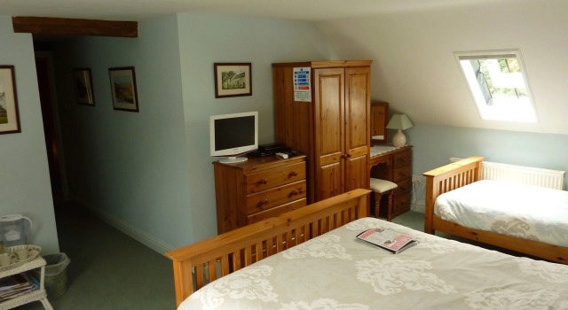 Old Radnor Barn, Забронировать Отель Отели Сноудония 4 звезды, 4*