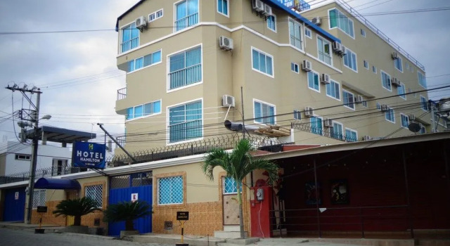 Hotel Hamilton, Book Lejlighedshotel Billige hoteller i Manta
