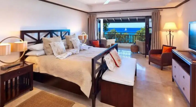 Condo Coral Cove Penthouse 15, Prenota Appartamento Hotel SPA a Saint James, SPA