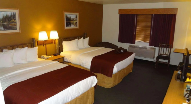 Двухместный номер Standard AmericInn by Wyndham Cody