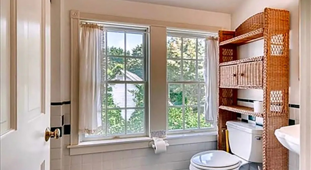 West Tisbury Inn, Book Hotel Vineyard Haven Martha's Vineyard