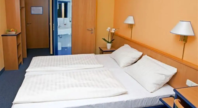 Comfort Twin room Hotel Strohofer