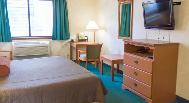 Полулюкс Guest House Inn