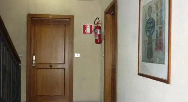Eur Nir Residence, Prenota Hotel Eur & Garbatella Roma
