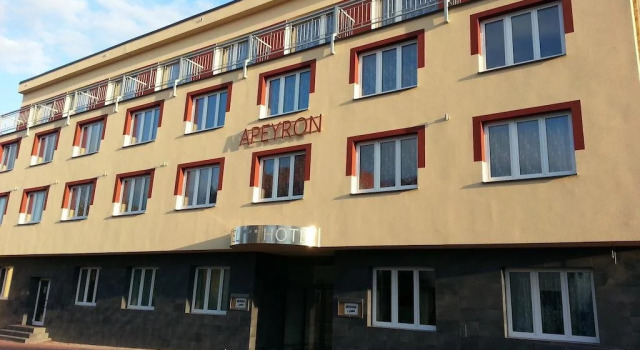 Hotel Apeyron ***, Book Hotel Cesky Brod 
