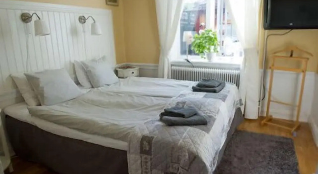 Lilla Hotellet, Rezervați Bed and Breakfast Nora 