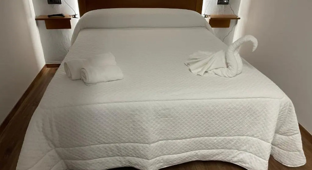 La Era, Book Hotel Buron Castile and Leon
