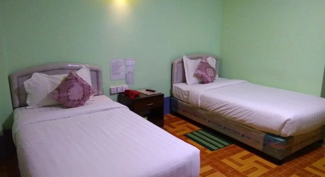 Camera Superior Man Shwe Li Hotel