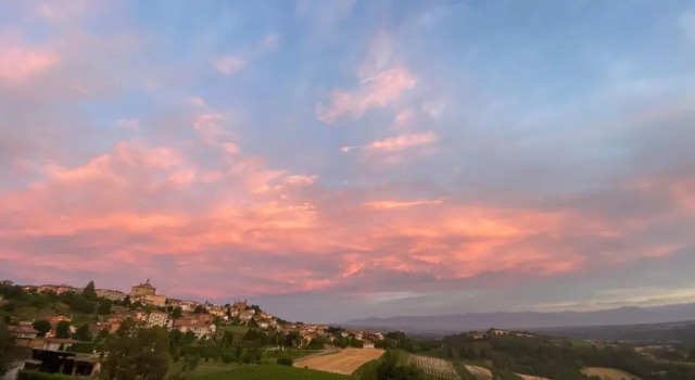 Appartamento nelle Langhe, Buchen Sie Ferienwohnung Novello Langhe