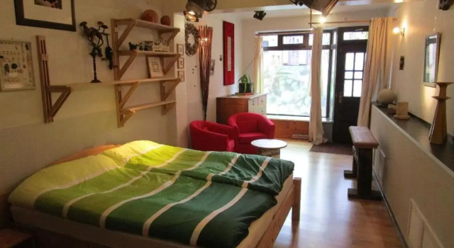 Апартаменты Ferienwohnung-im-mauerbluemchen