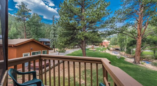Номер Deluxe 4 Seasons Inn on Fall River