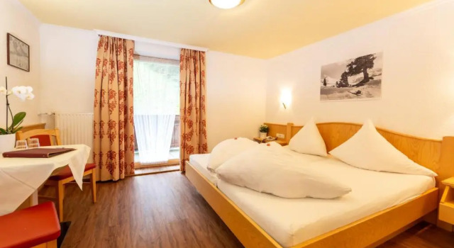 Hotel Garni Tyola, Забронировать Отель Отели Ишгль 3 звезды, 3*