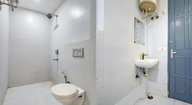 Номер Economy Hotel Twamev residency Uttam Nagar couple friendly
