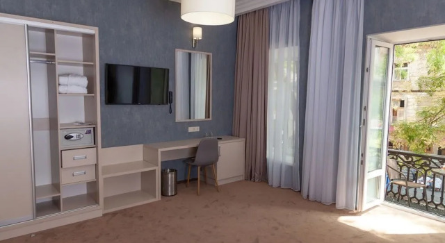 Mini-hotel Tchaykovskyi, Забронировать Отель Отели Одессы 3 звезды, рядом с Одесский музей нумизматики, 3*
