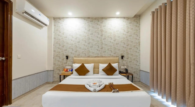 Aadat Hotel Subhash Chowk Gurgaon, Varaa Hotelli Gurgaon 