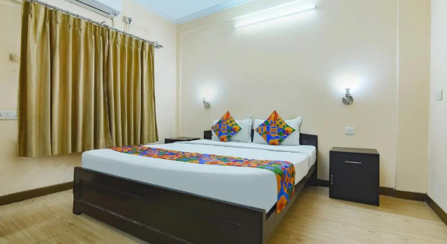 Fabhotel Dovers Inn