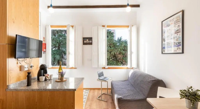 Студия 733 Costa Cabral Metro Residence