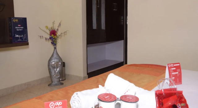 OYO Rooms Faizabad Road, Забронировать Отель Отели Лакхнау 3 звезды, 3*