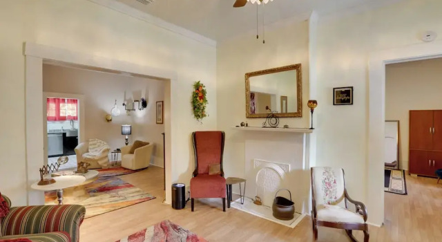 Thomasville Cottage Near The Big Oak & Downtown!, Buchen Sie Ferienhaus Villen in Thomasville, Villa