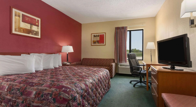 Days Inn - Jefferson City, Boek Hotel Hotels in Missouri met zwembad, Zwembad