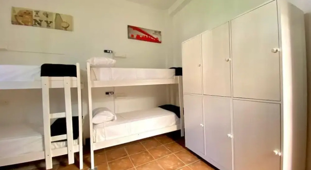 Кровать в общем номере PH Palermo Hostel