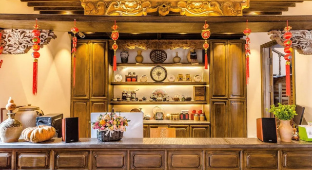Floral Hotel Yun Xi Lijiang, Забронировать Отель Лицзян Юньнань, рядом с Улица Сквер-стрит Древнего города Даянь